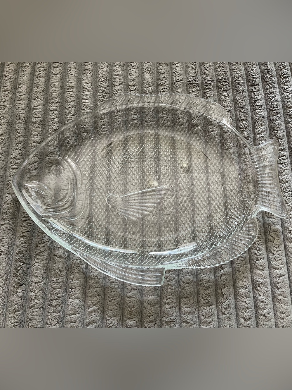 Clear Glass Fish-Shaped Serving Tray - Clear Glass Decor